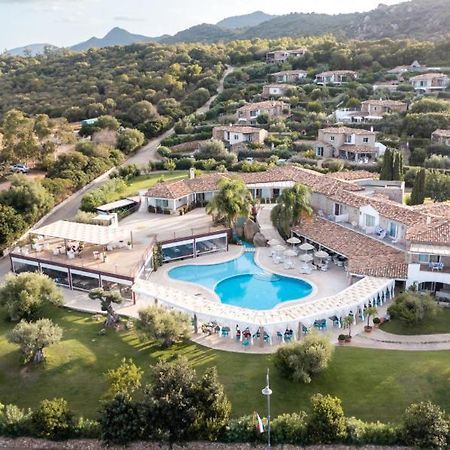 Nicolaus Prime Villas Resort Costa Rei Esterno foto